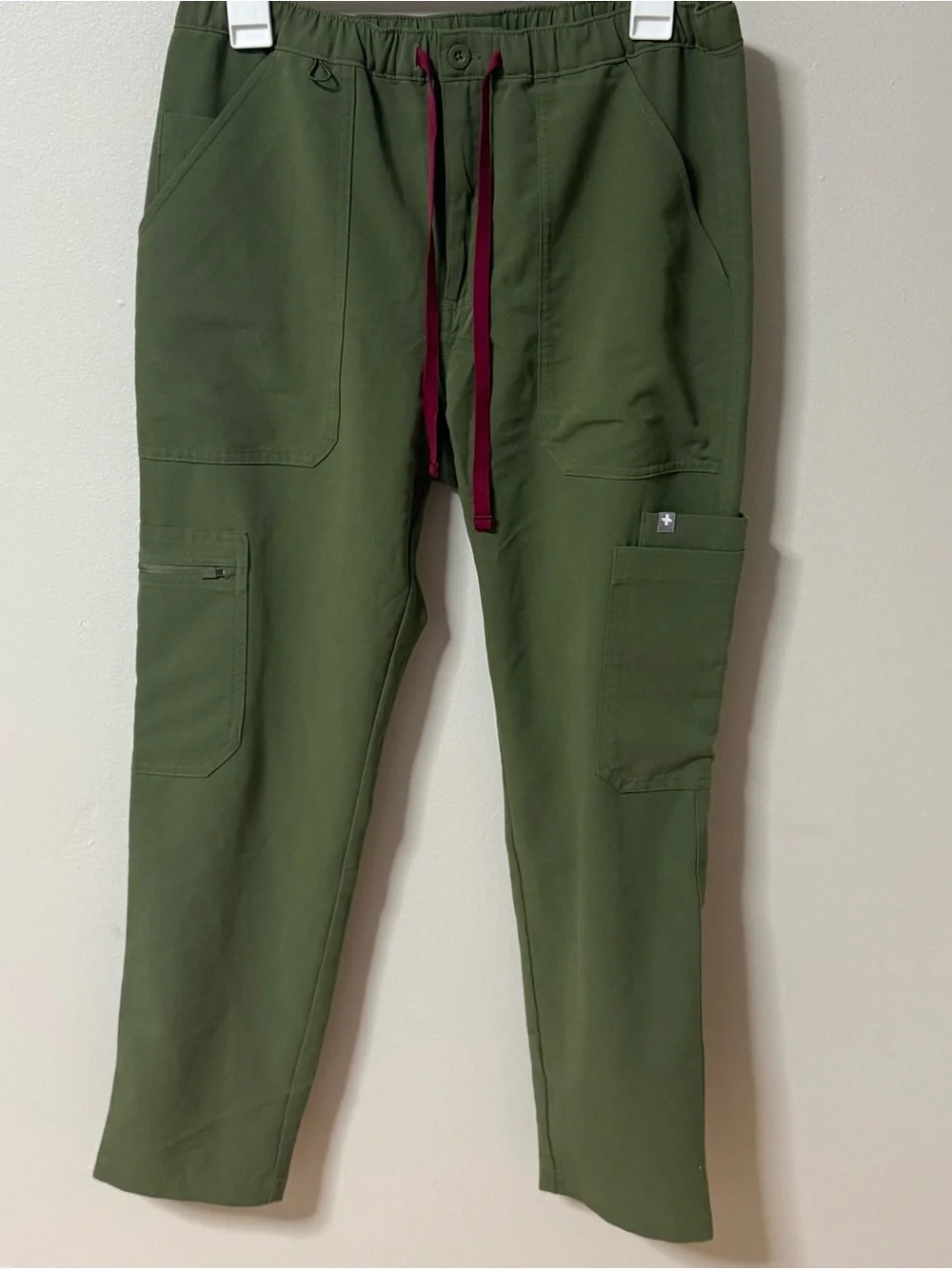 FIGS Technical Collection Mens Medium Green Scrub Set Pants Top Cairo Leon Small